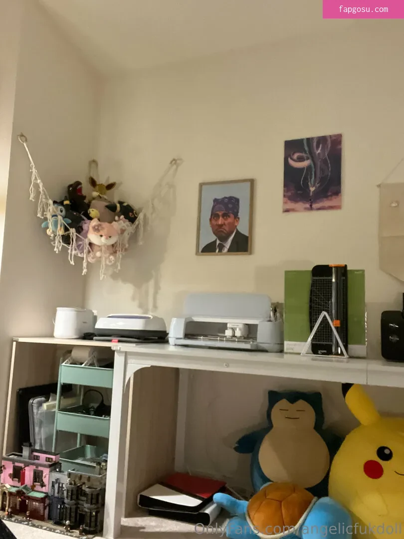 angelicfuckdoll
