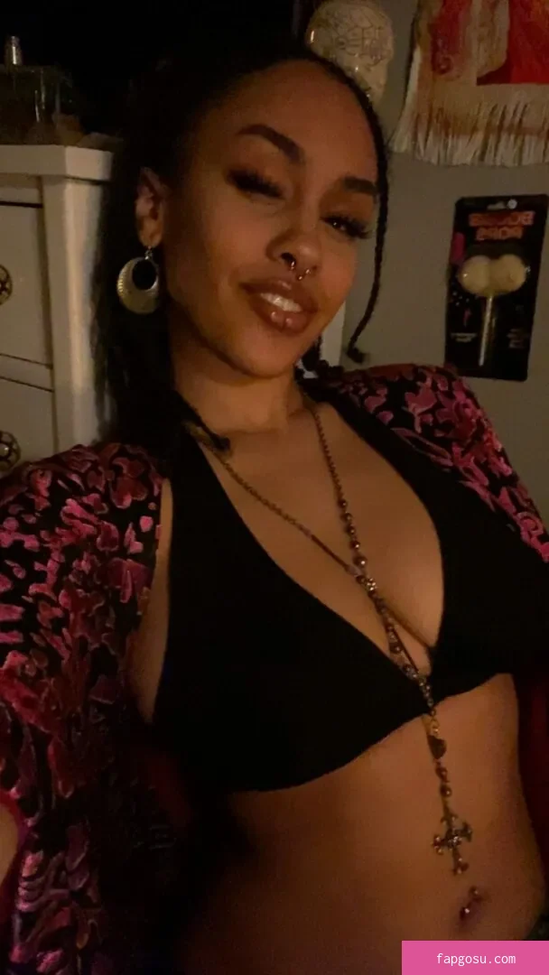 Aaliyeezy