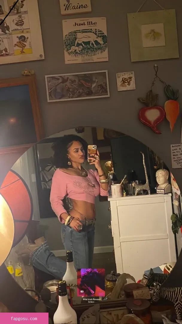 Aaliyeezy