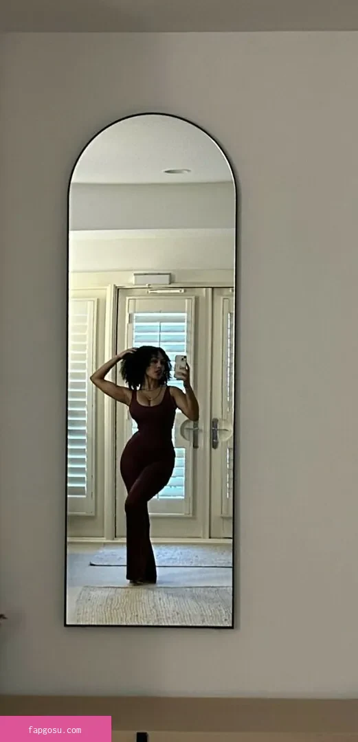 Aaliyeezy