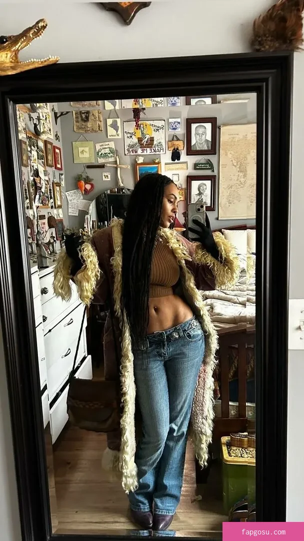 Aaliyeezy