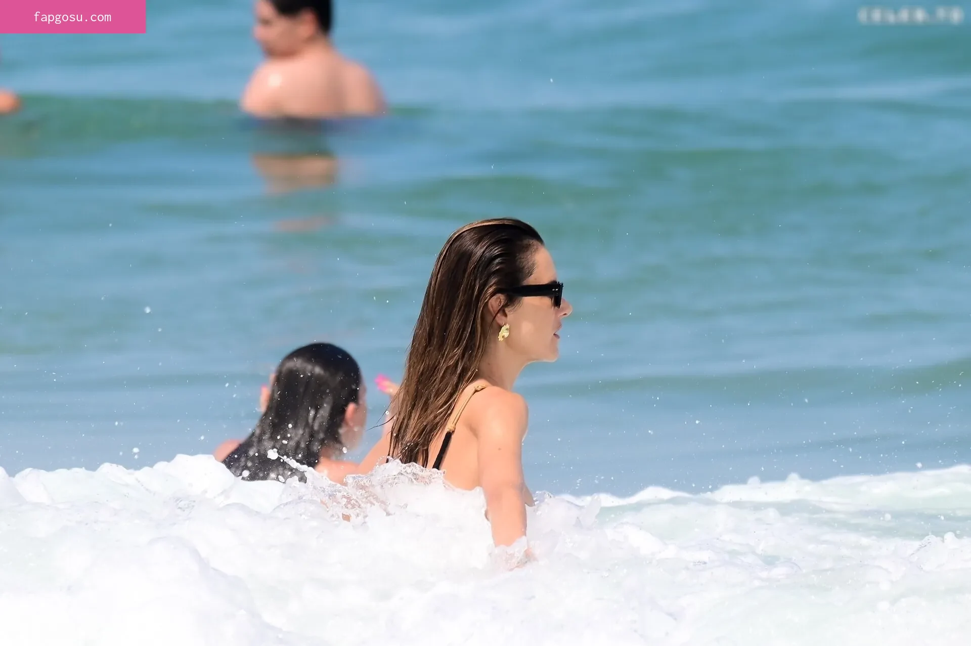 Alessandra Ambrosio - Photo #2450
