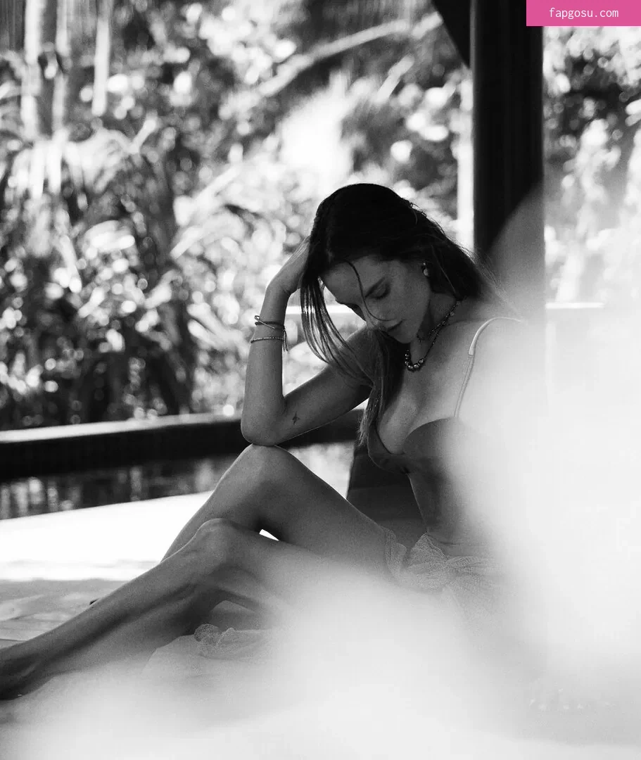 Alessandra Ambrosio - Photo #2533