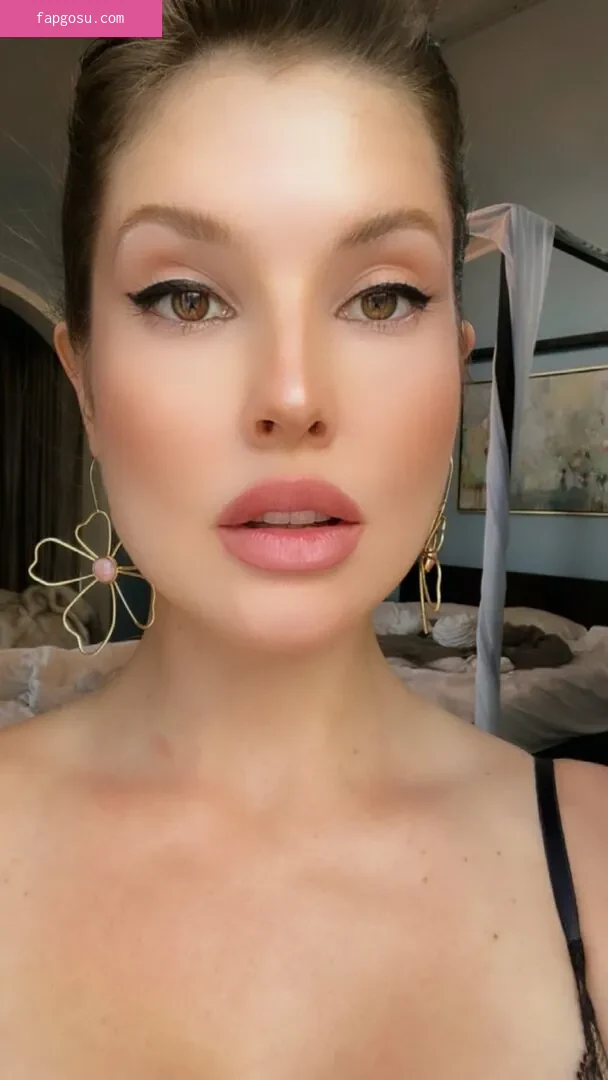 Amanda Cerny