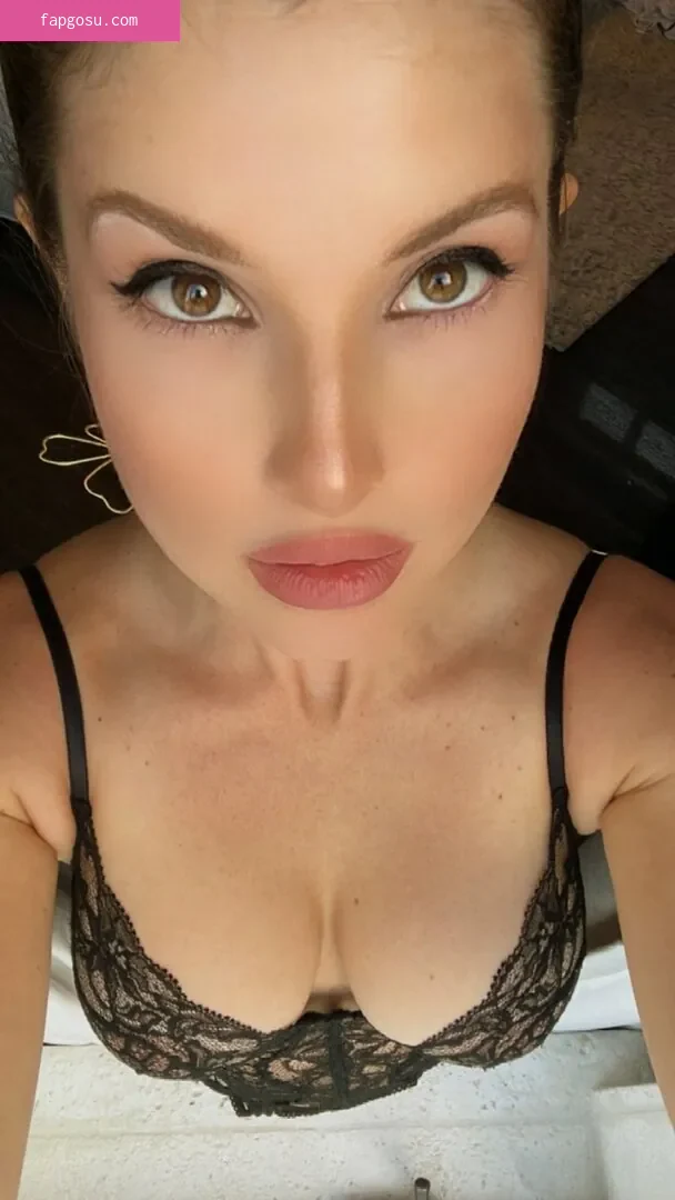 Amanda Cerny