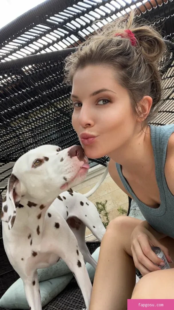 Amanda Cerny