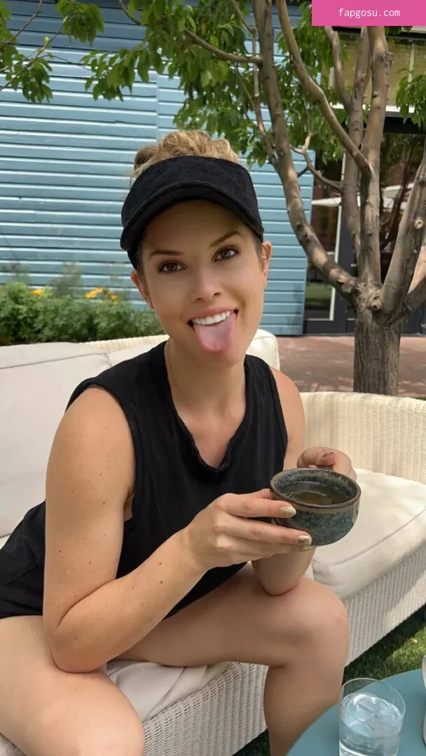 Amanda Cerny
