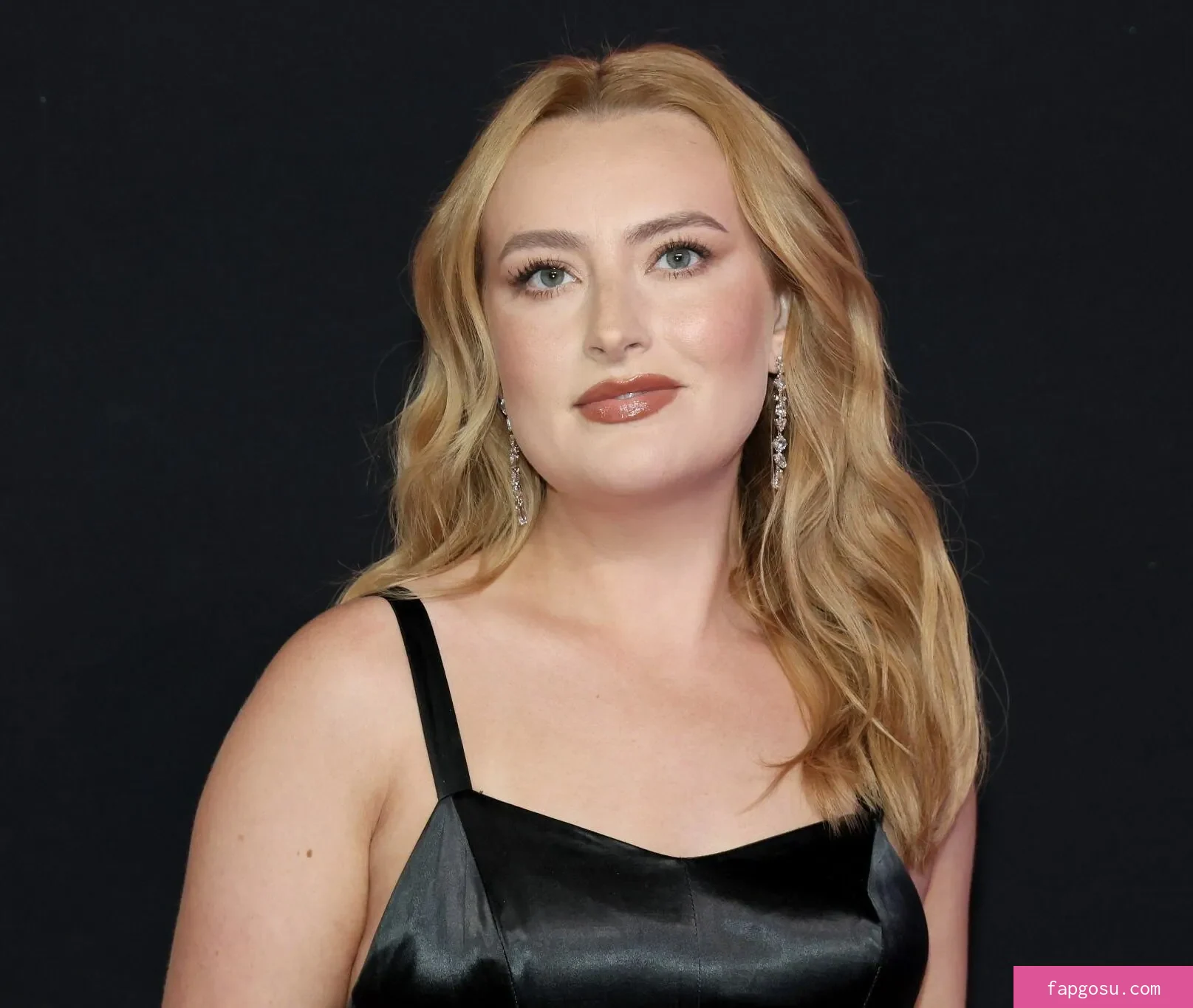 Amelia Dimoldenberg