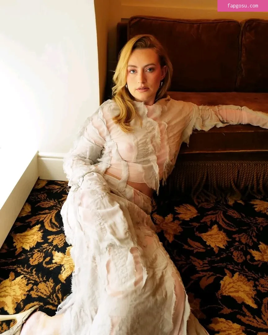 Amelia Dimoldenberg