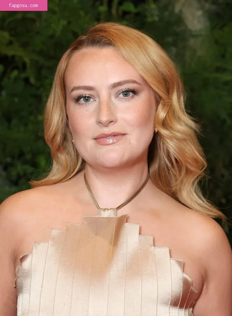 Amelia Dimoldenberg