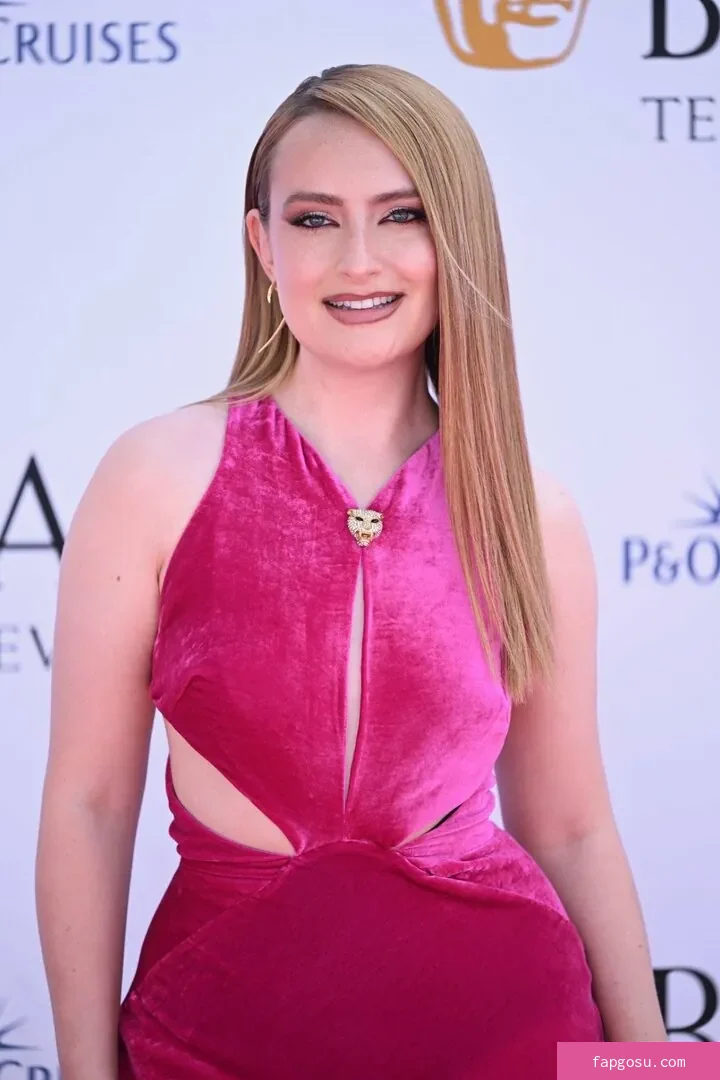 Amelia Dimoldenberg
