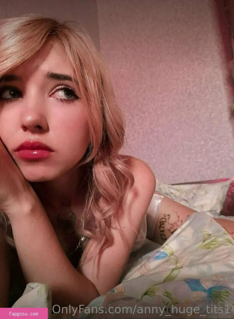 anny_huge_tits1