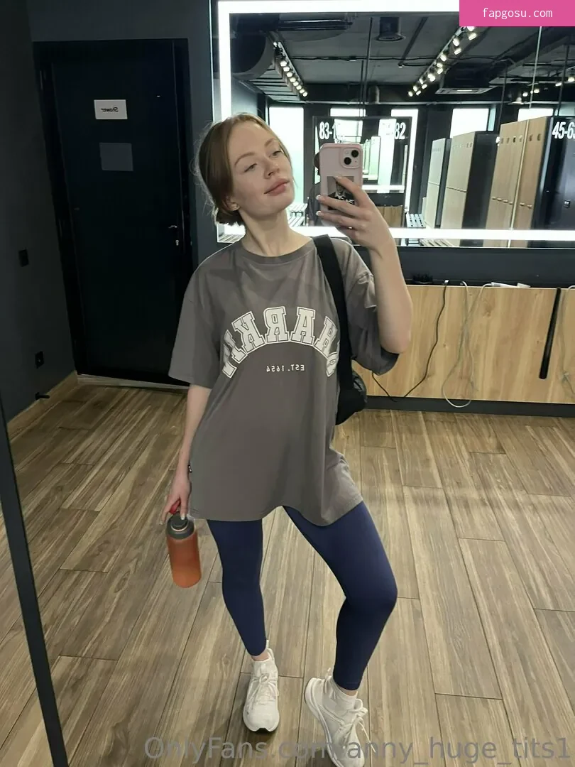 anny_huge_tits1