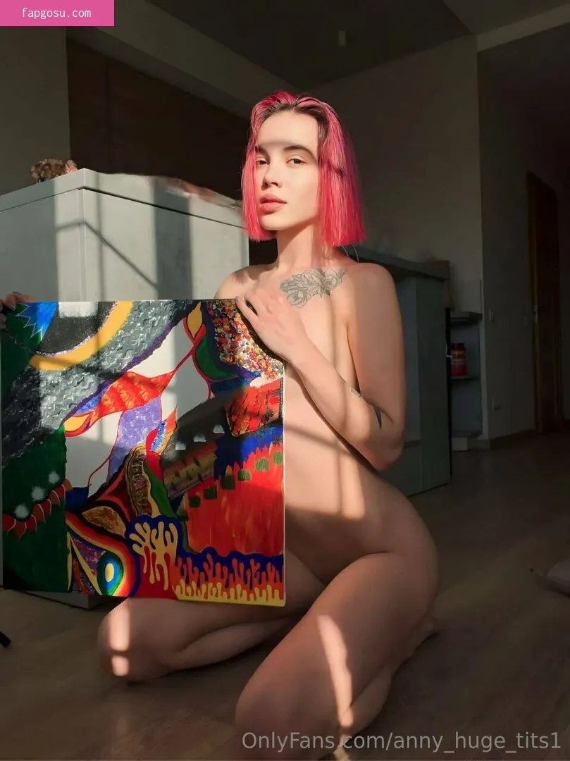 anny_huge_tits1