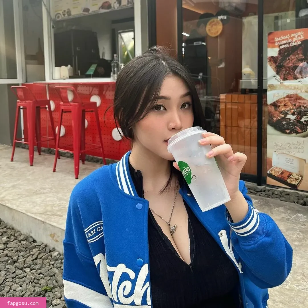 Anastasya Khosasih