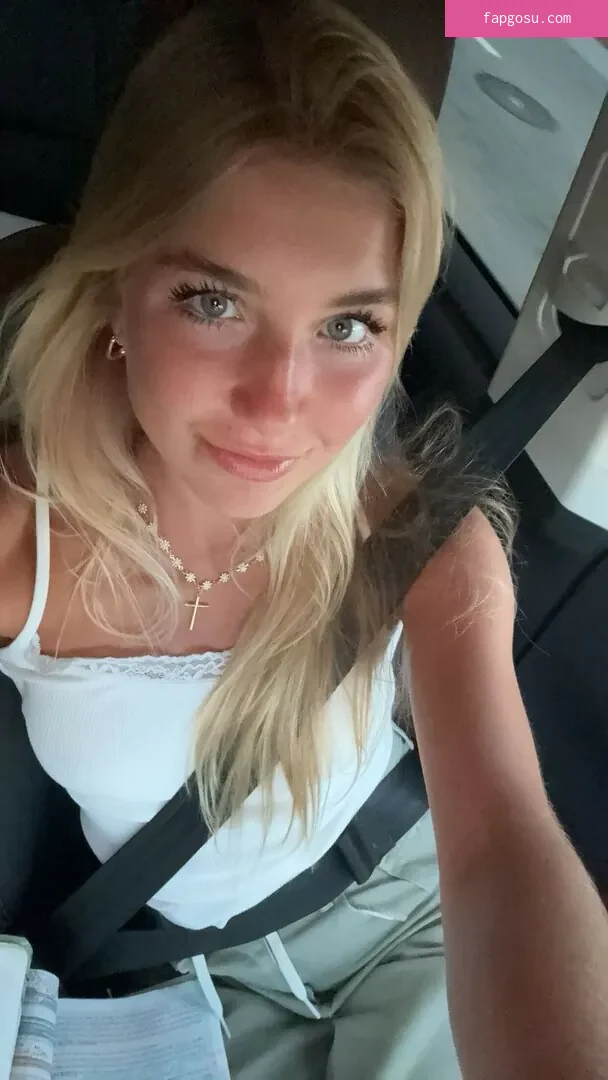Aniela Leon