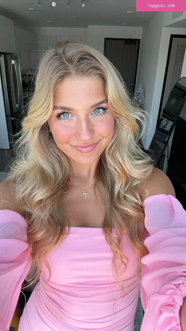 Aniela Leon