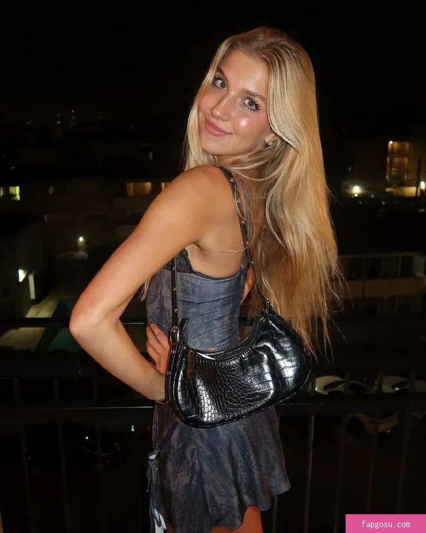 Aniela Leon