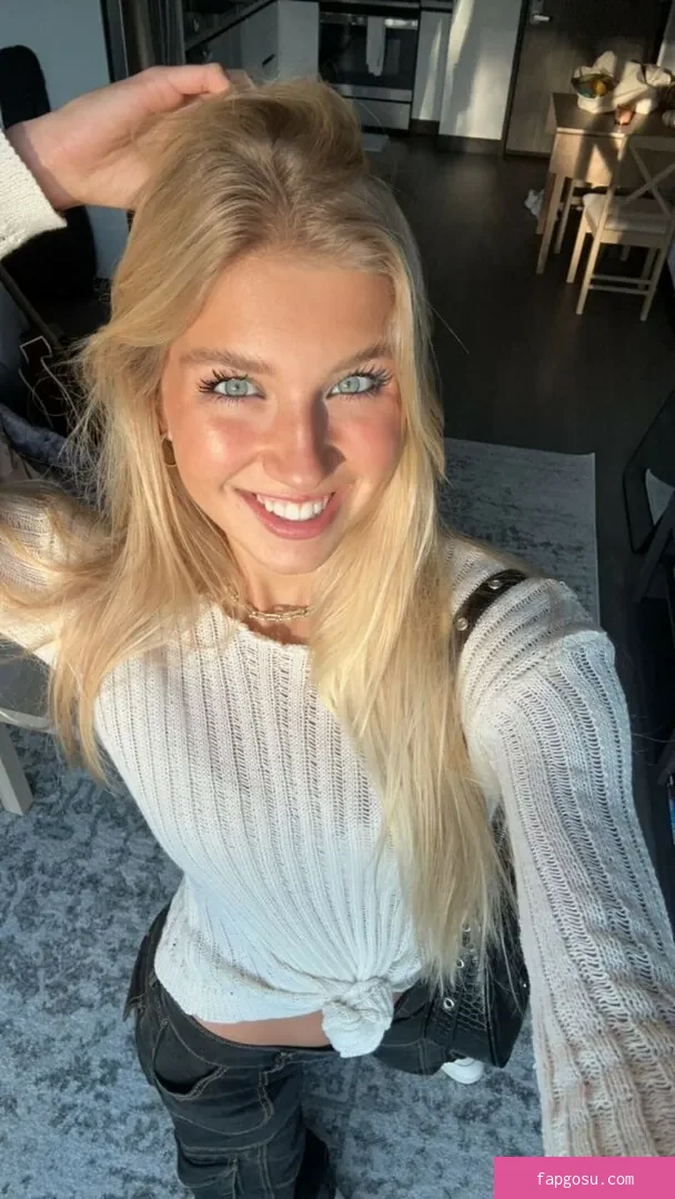 Aniela Leon