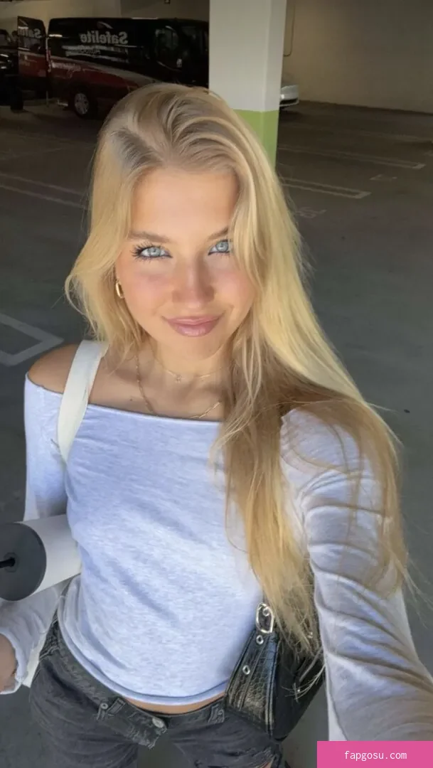 Aniela Leon