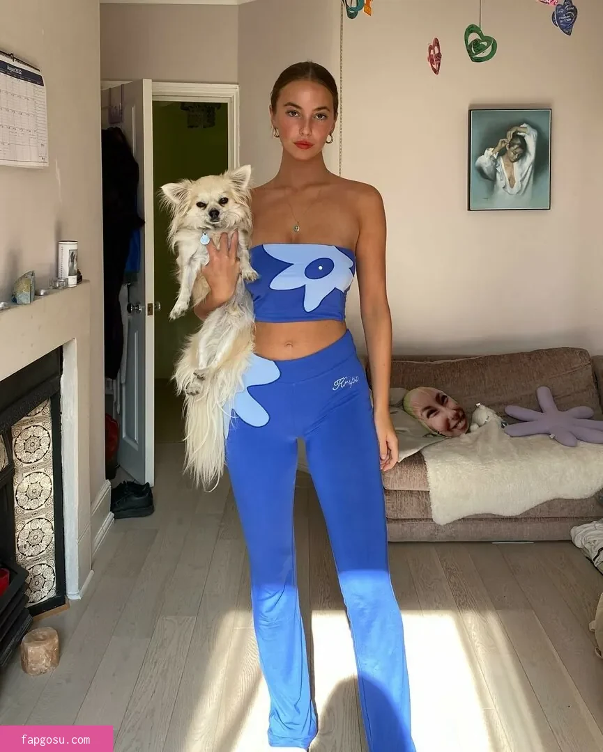 Amelie Manzoli