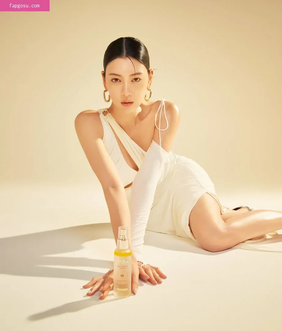 Ayaka Miyoshi