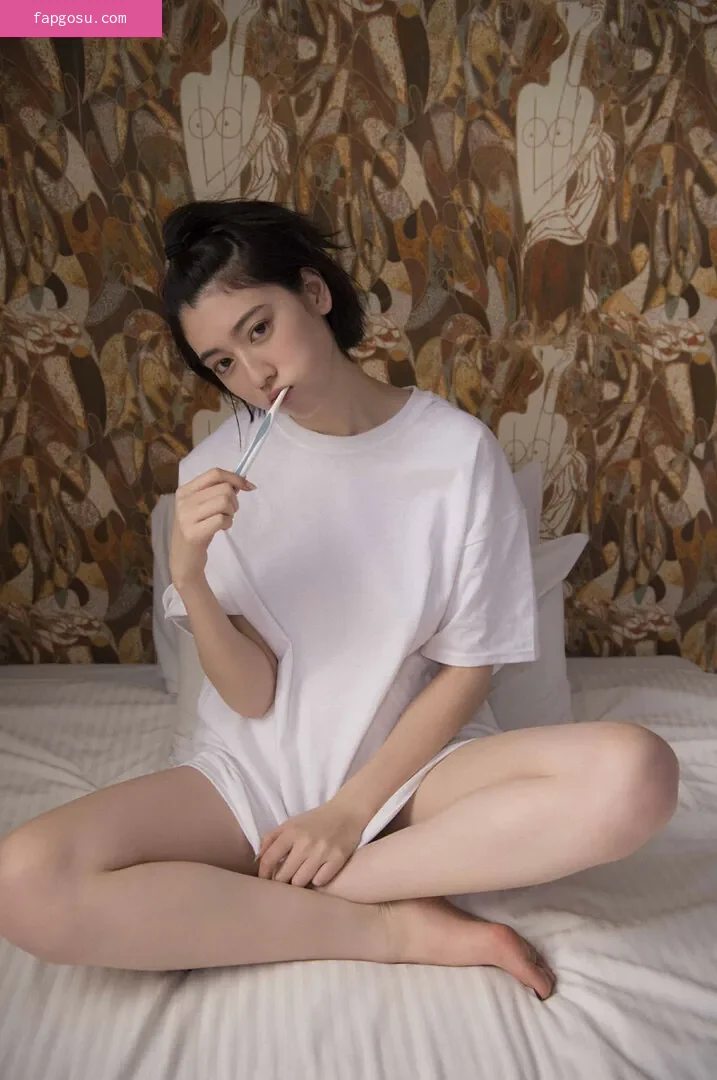 Ayaka Miyoshi