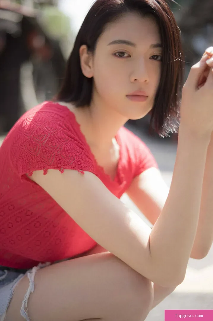 Ayaka Miyoshi