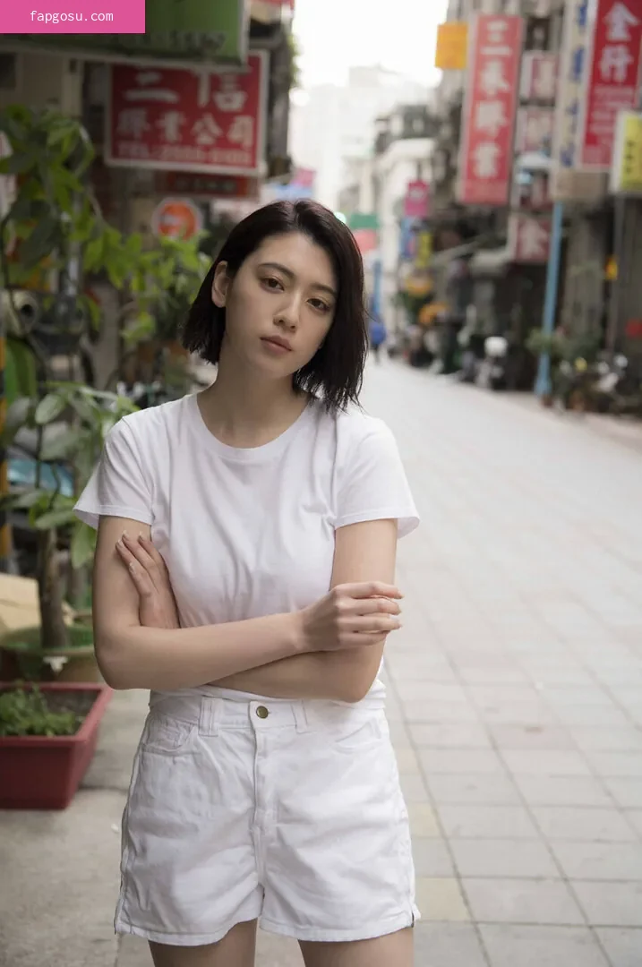 Ayaka Miyoshi