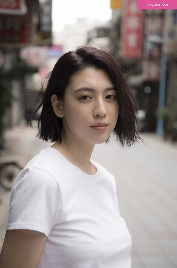 Ayaka Miyoshi