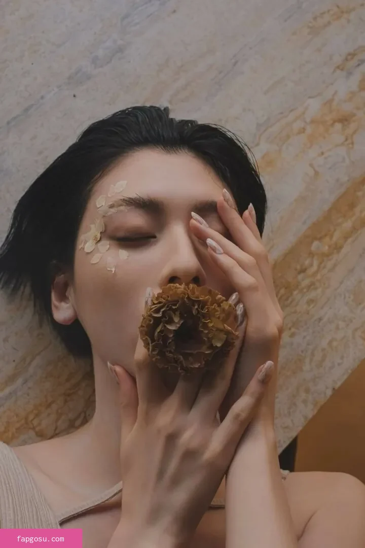Ayaka Miyoshi