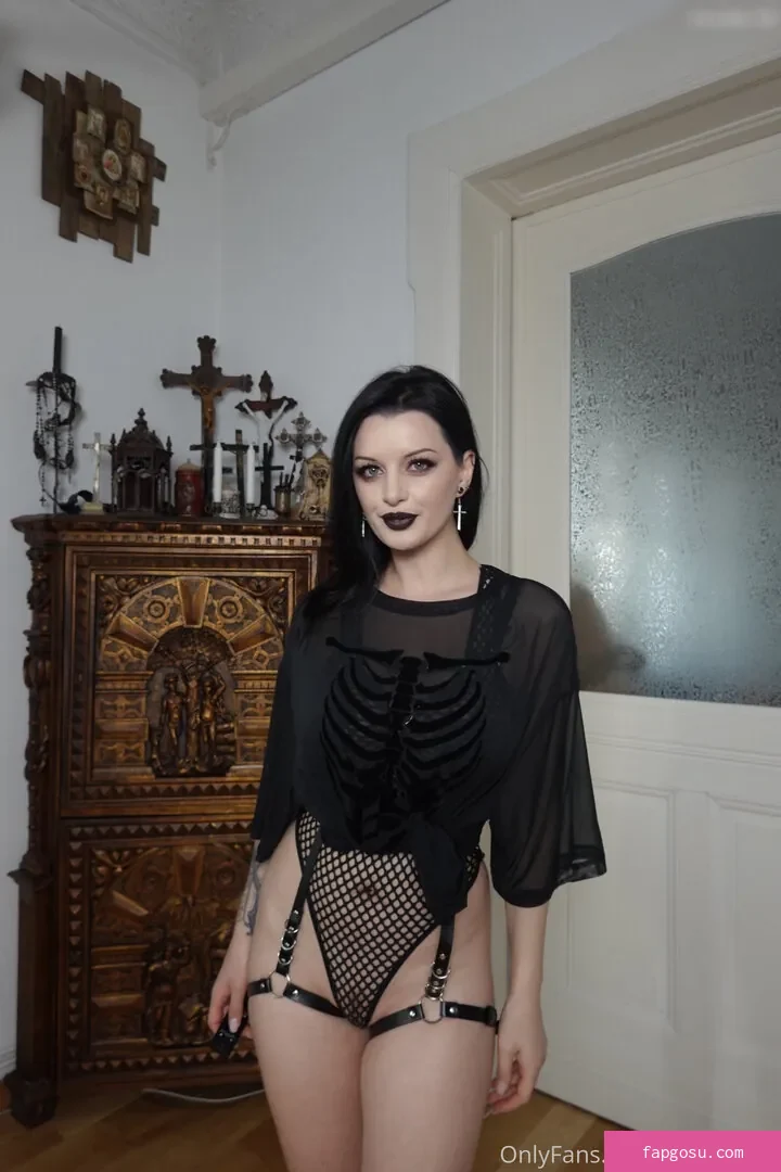 Alissa Noir
