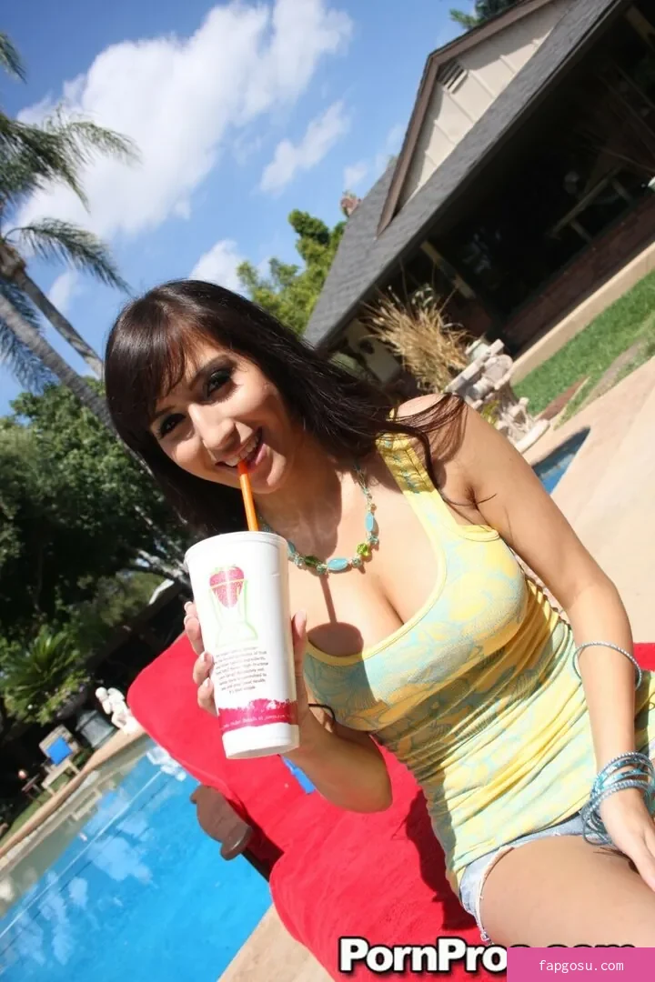 April O'neil