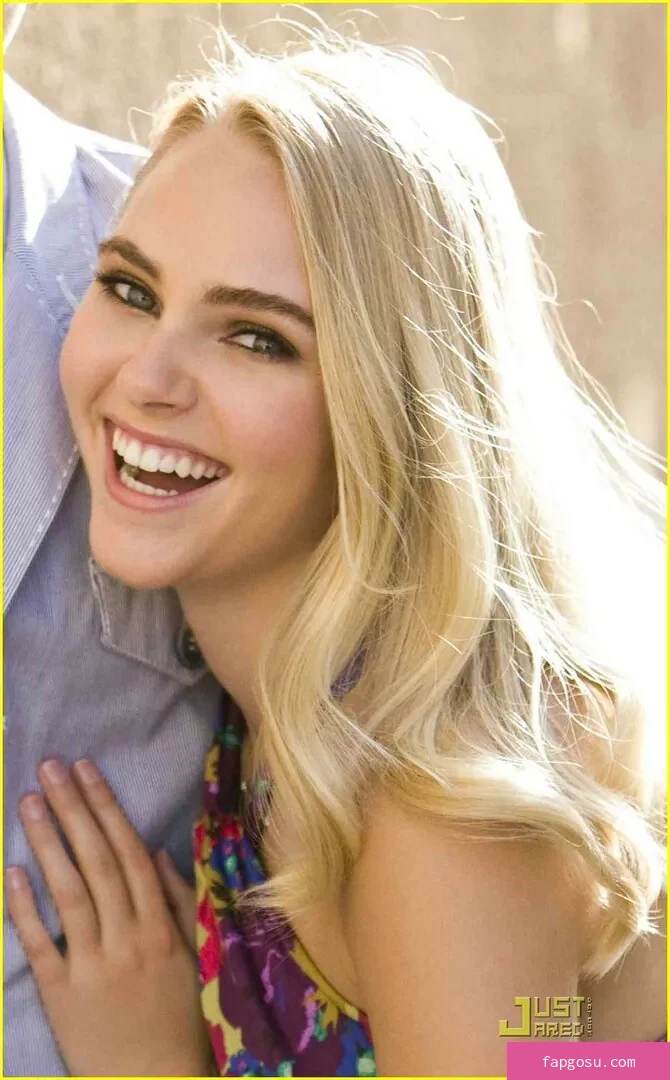 AnnaSophia Robb
