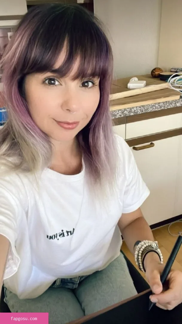 Ariel Rebel