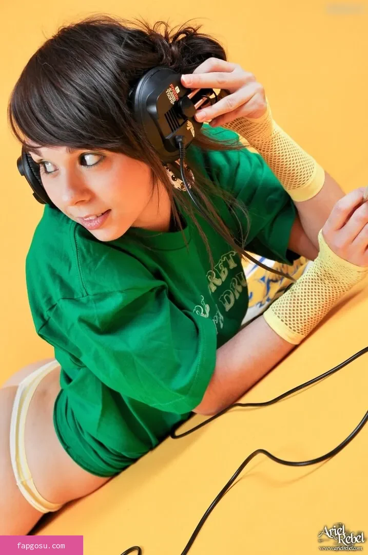 Ariel Rebel