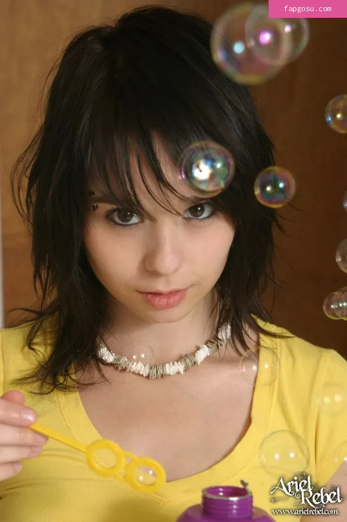 Ariel Rebel