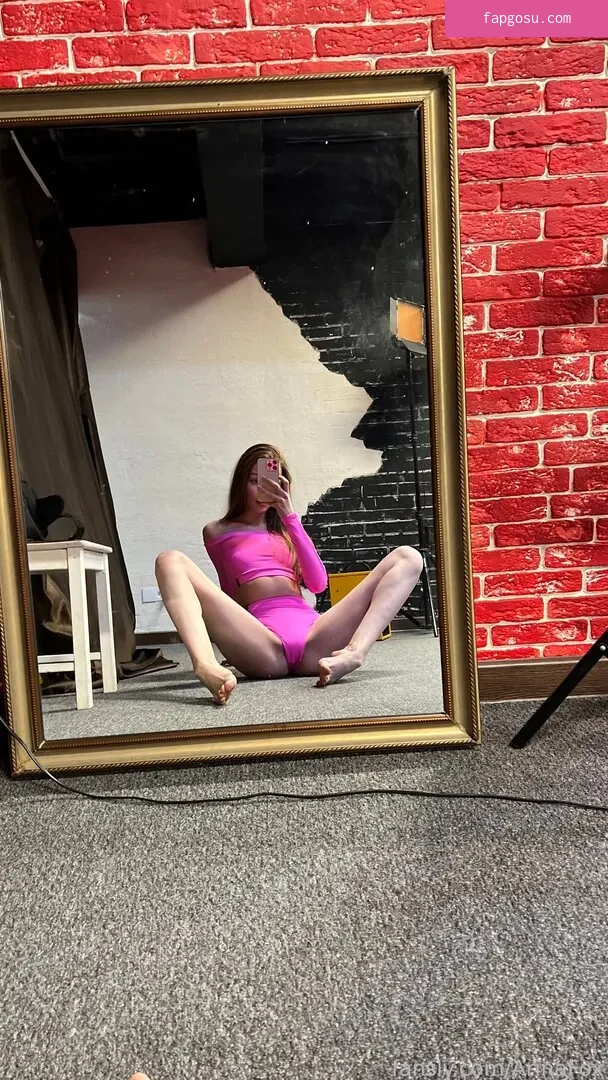 ArinaFox