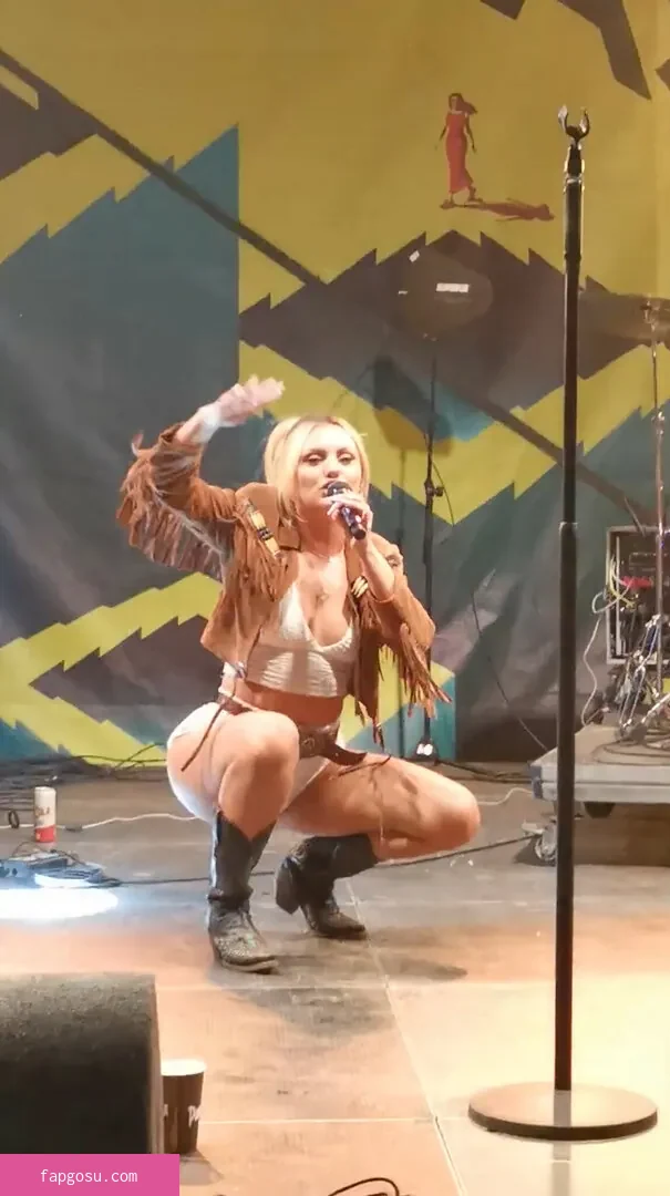 Alexandra Stan