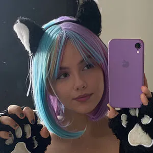 Ayla Violetta