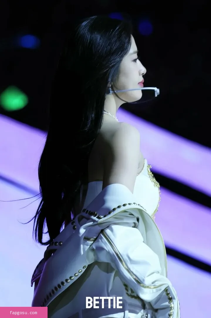 An Yujin 안유진 |