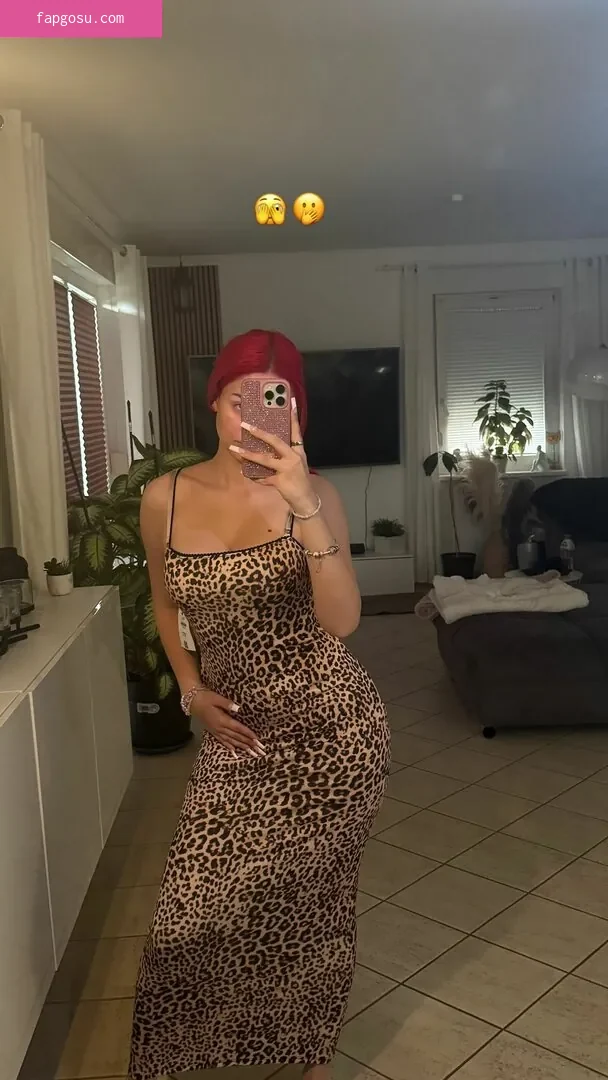 badmomzjay