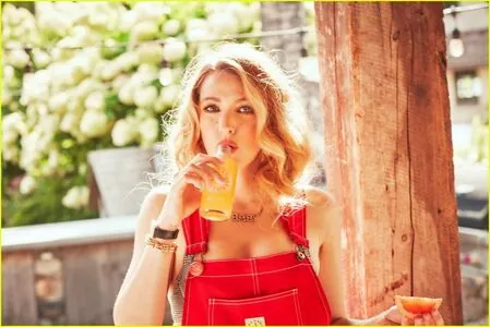Blake Lively content