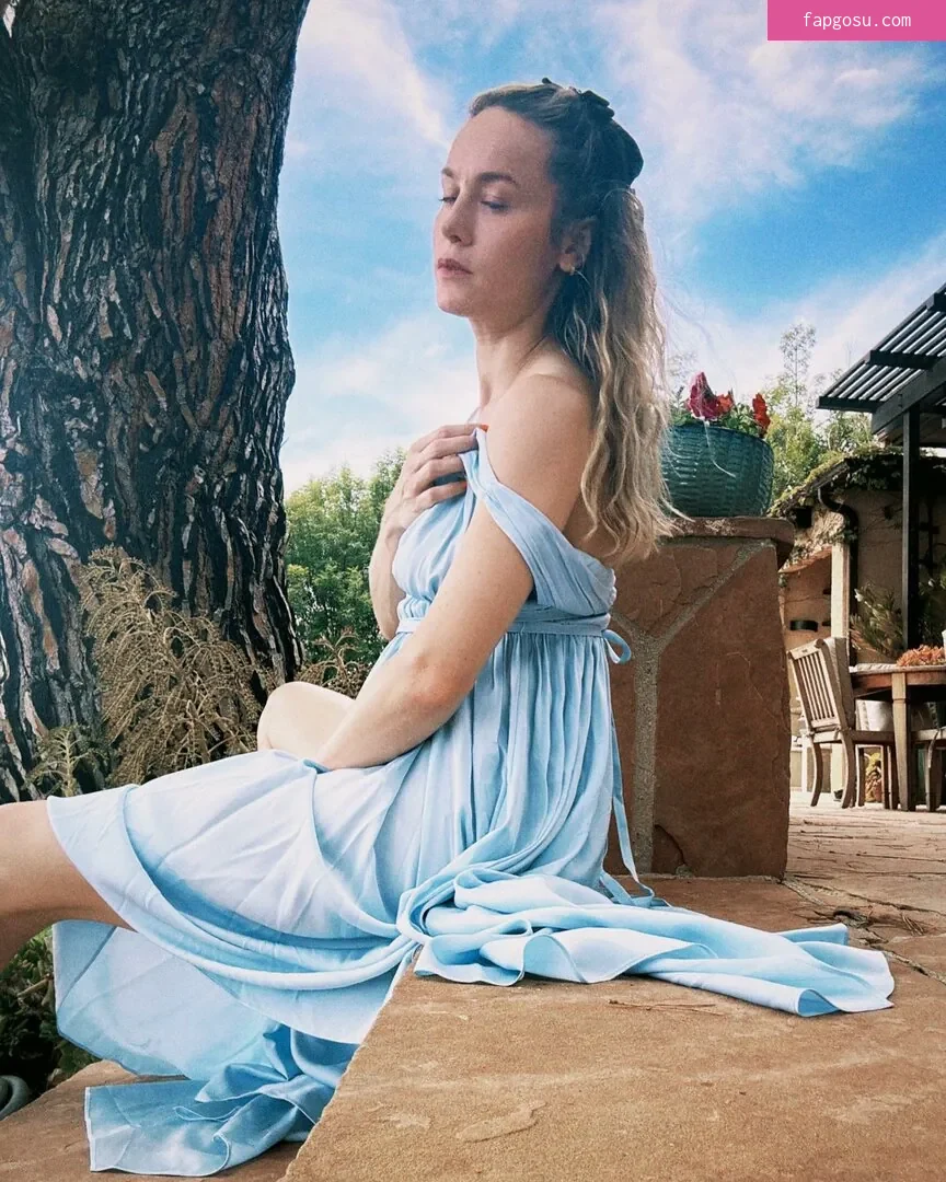 Brie Larson