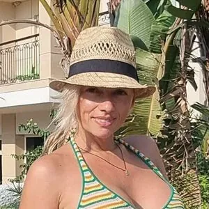 Blonde Temptress