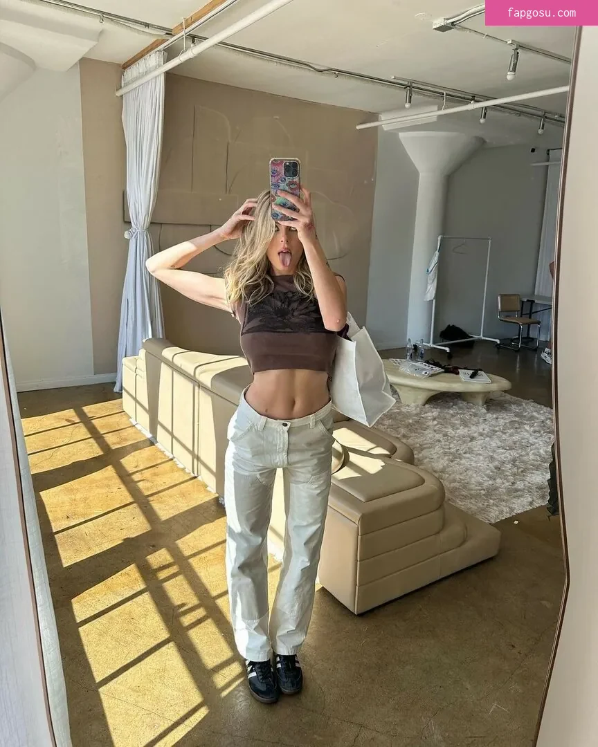 Bella White