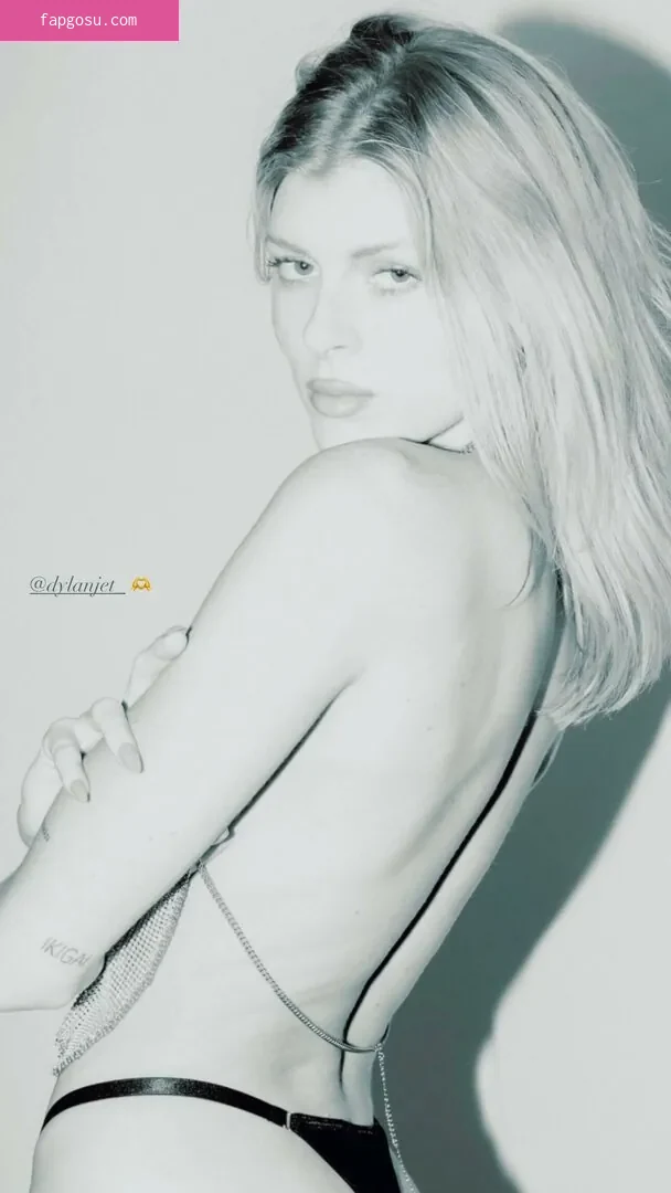 Bella White