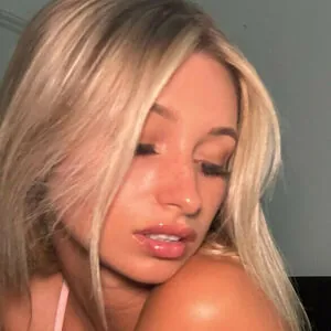 courtneycan
