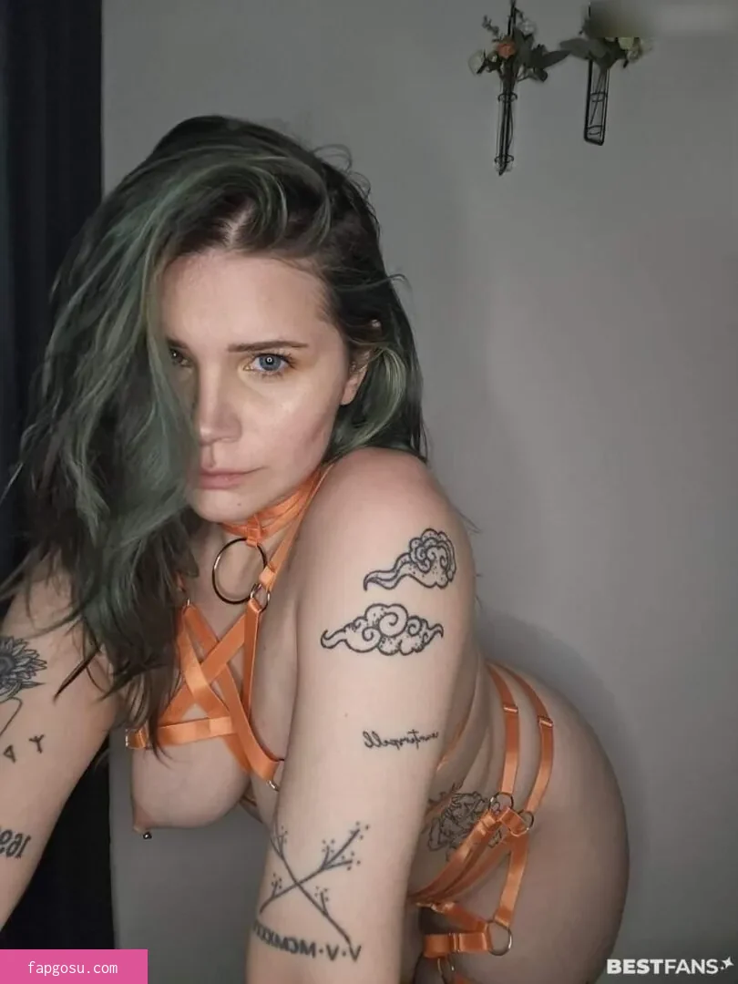 Cassie.Batty