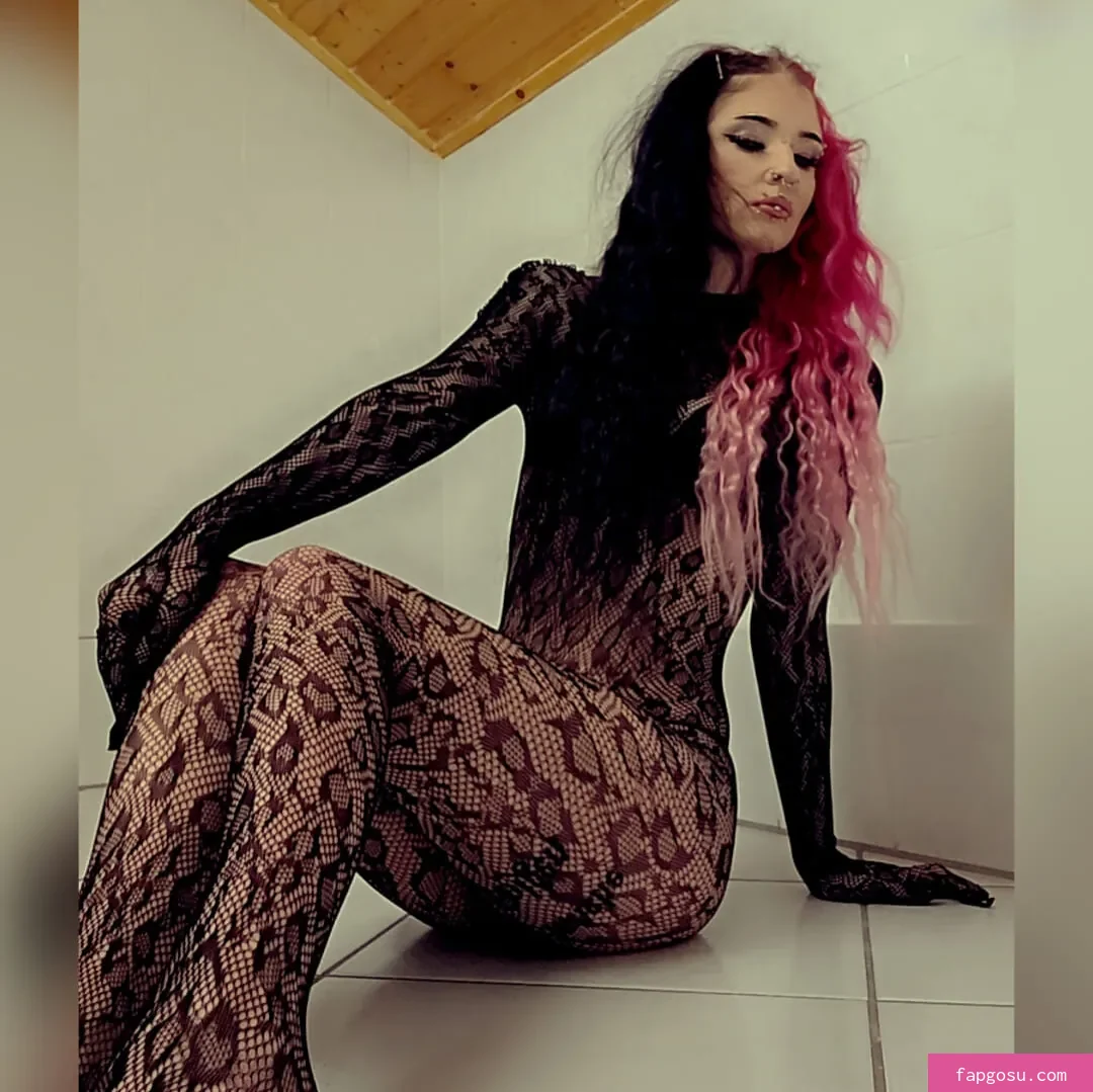Crazy Badgirl